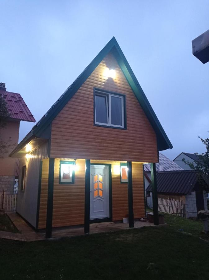 Cottage Usovic Žabljak エクステリア 写真